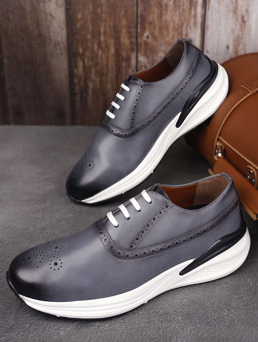 men solid lace up casual shoes