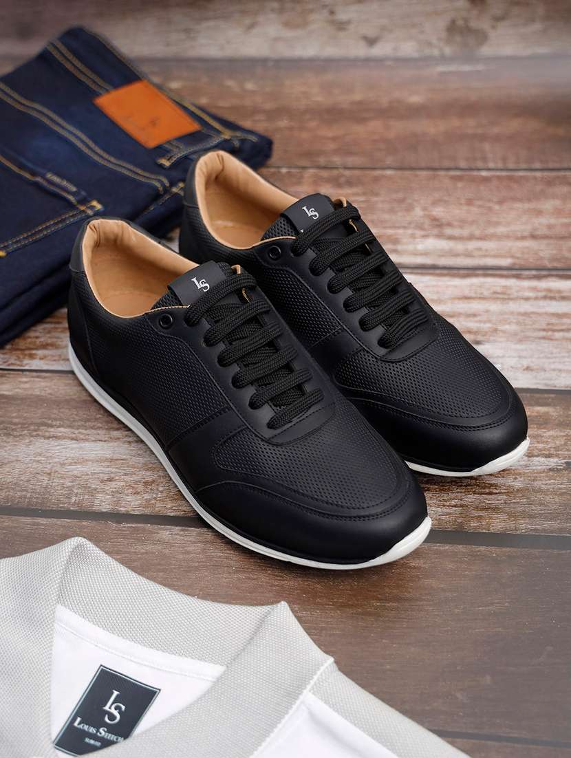men solid lace up casual shoes