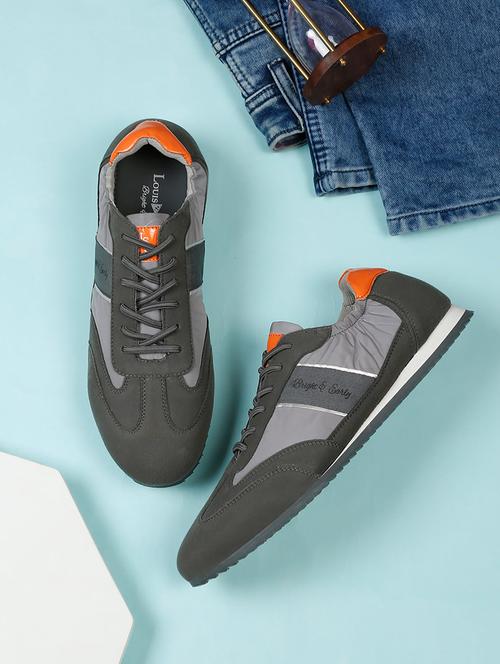 men lace up casual shoes - 21748543 -  Standard Image - 0