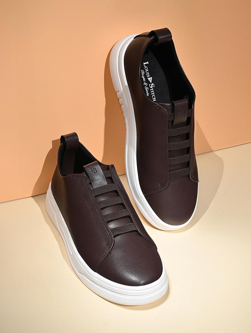 men solid slip on sneakers - 21748545 - Zoom Image - 0