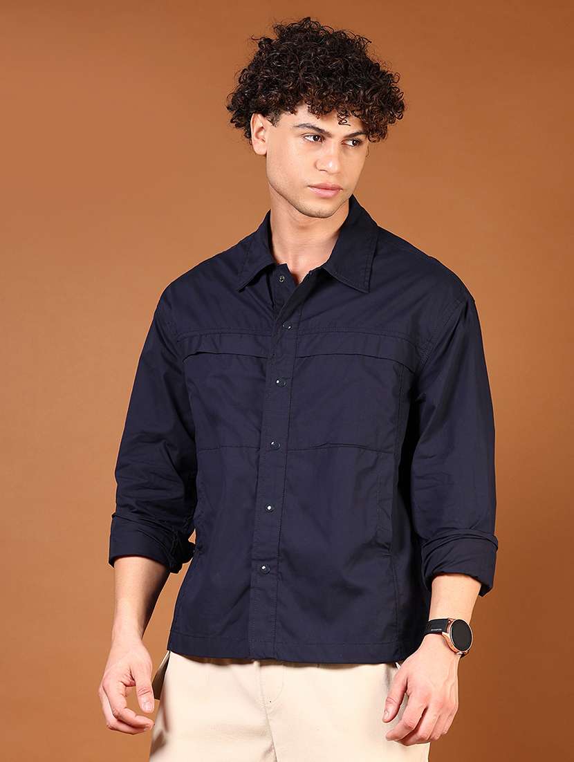 men solid collared long sleeves casual shirt