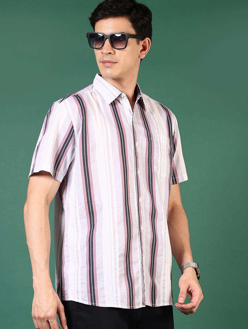men collared short sleeves casual shirt