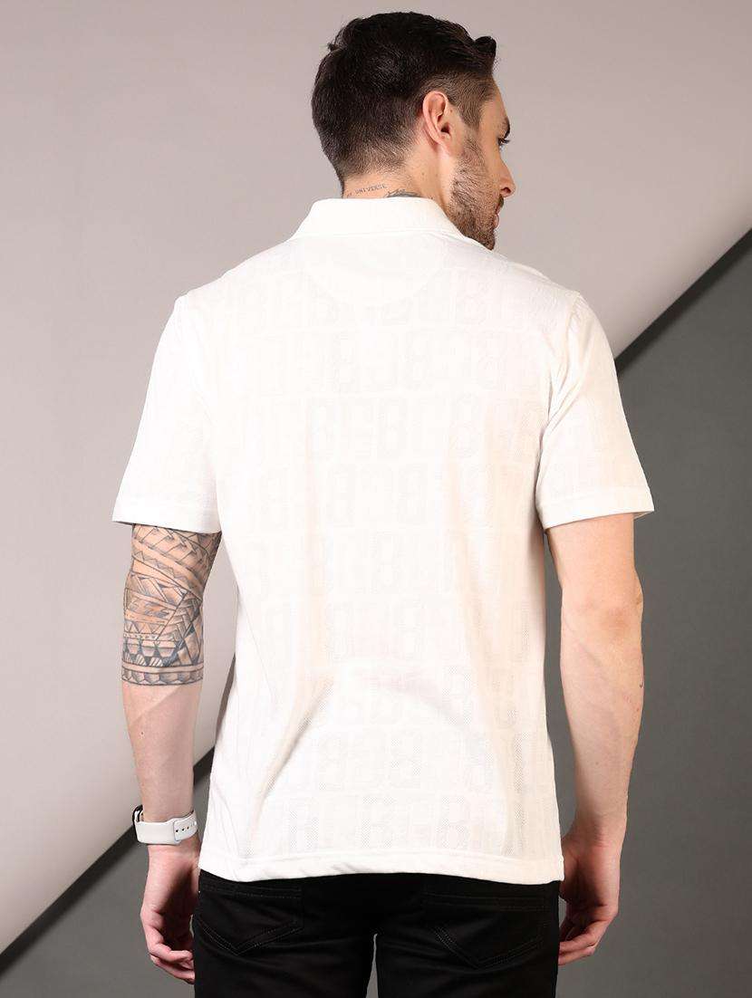 men textured short sleeves polo t-shirt - 21749904 -  Standard Image - 2