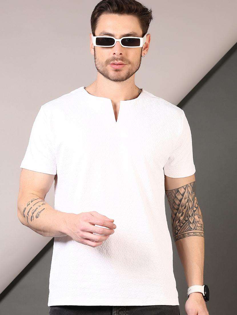 men textured round neck short sleeves t-shirt - 21749907 -  Zoom Image - 0
