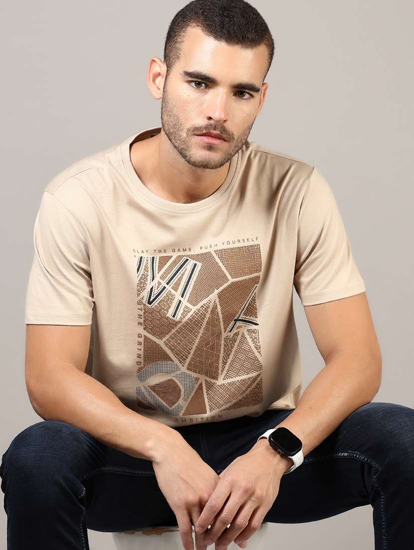 men front print round neck regular fit t-shirt - 21750031 -  Standard Image - 2