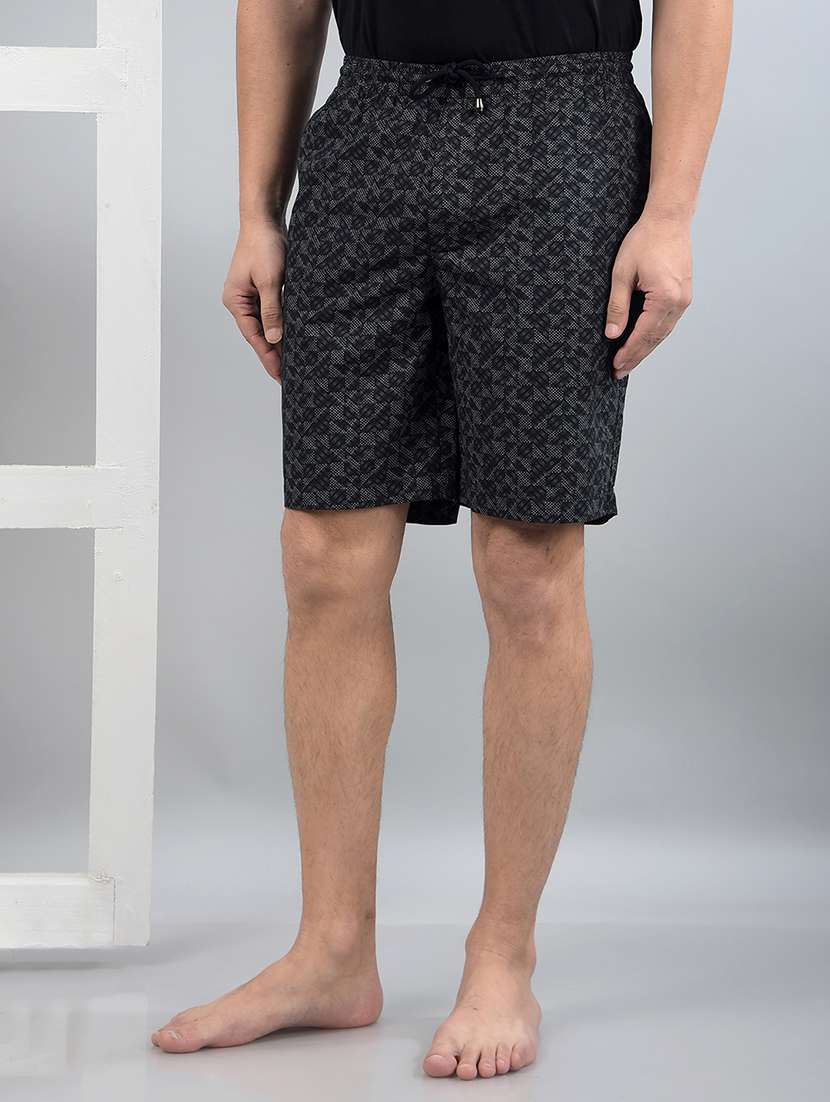 men printed mid rise bermuda shorts - 21750646 -  Standard Image - 2
