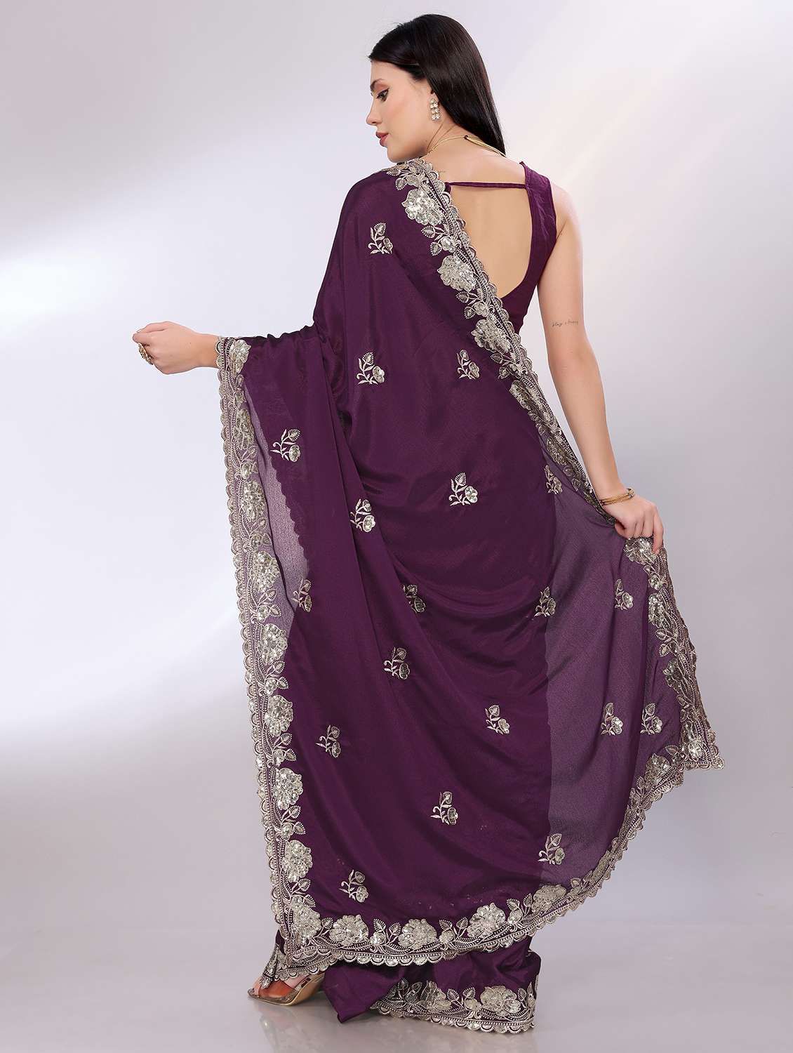 women solid with work embroidered saree with blouse - 21753246 -  Standard Image - 2