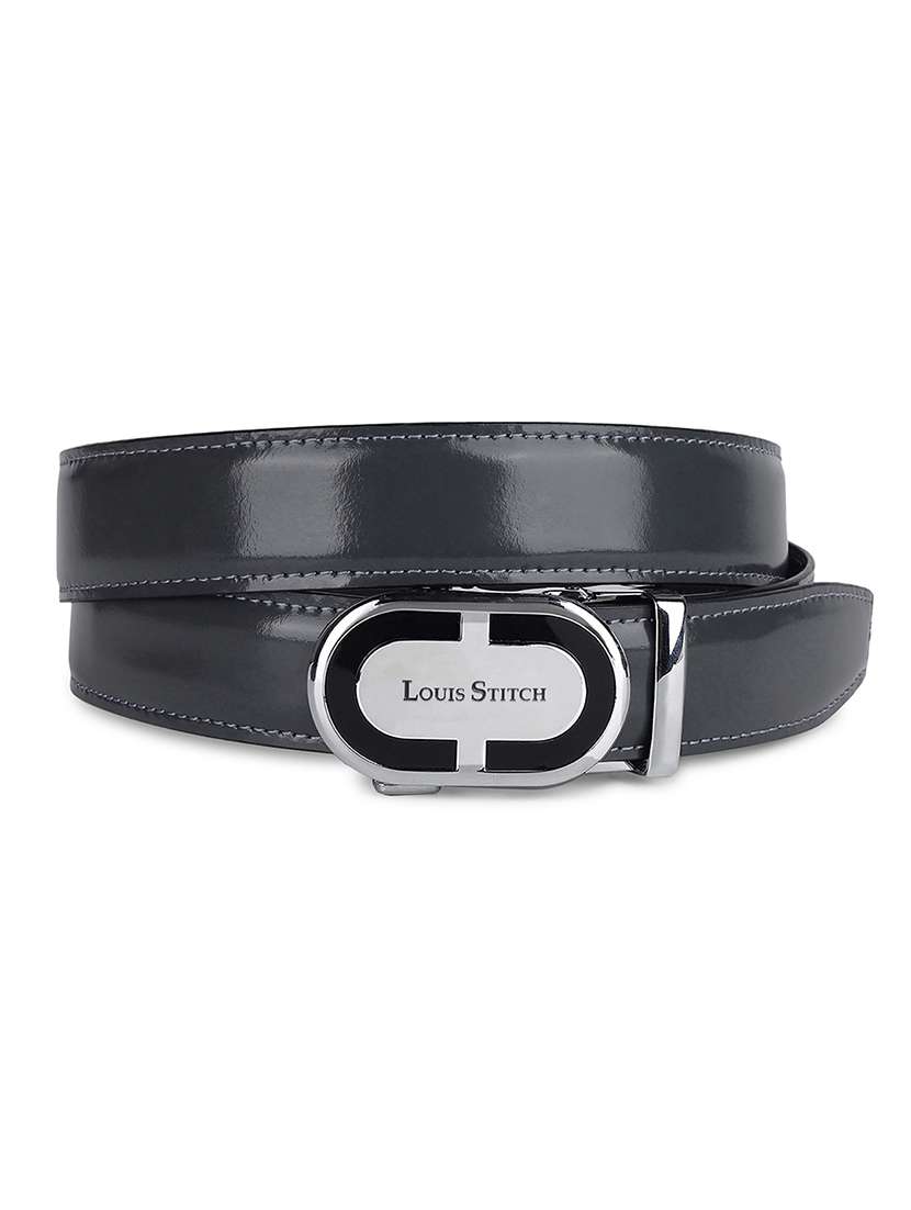 men manual buckle leather belt - 21761985 -  Standard Image - 2