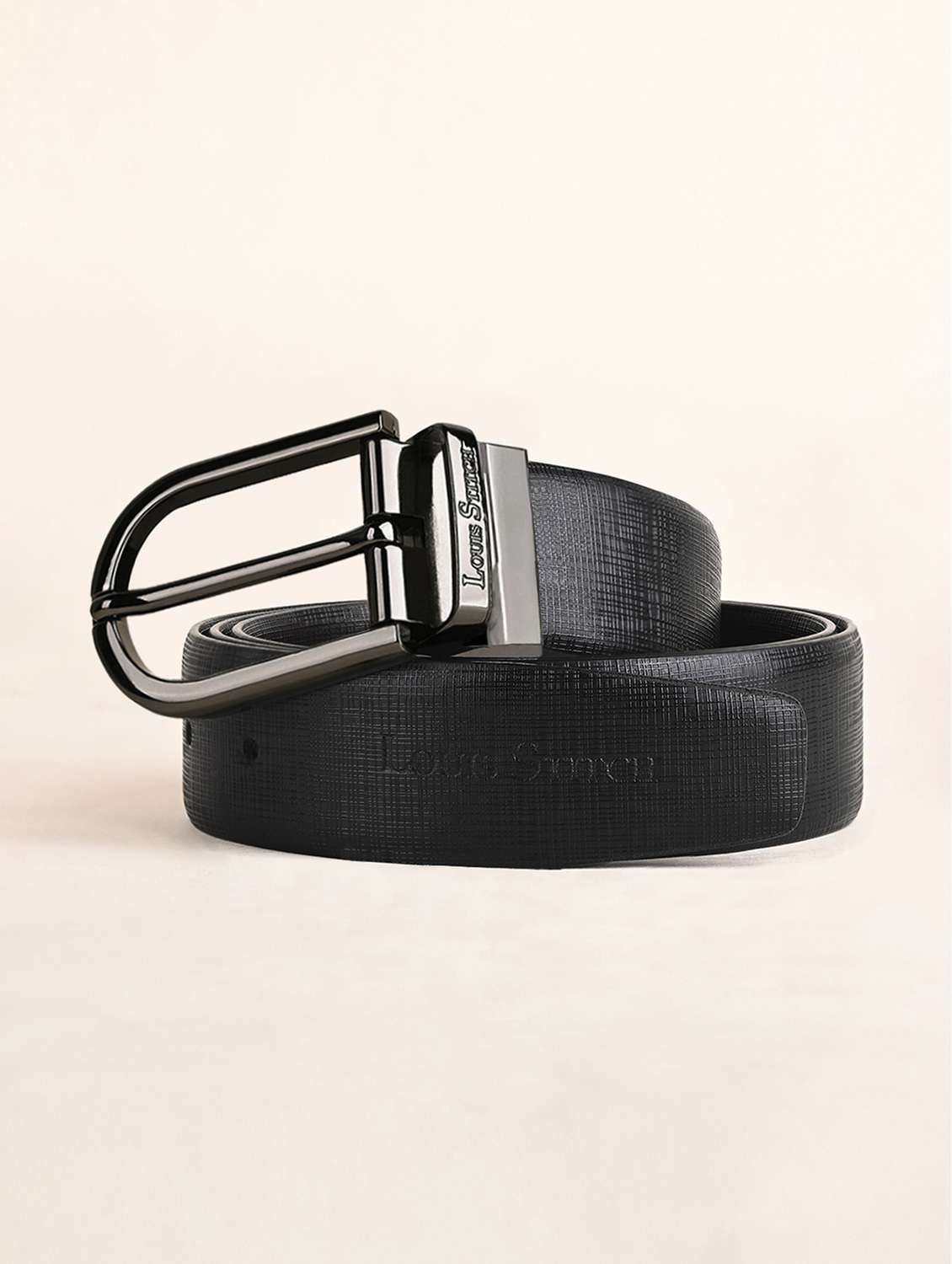 men pin buckle reversible leather belt - 21762047 - Zoom Image - 0