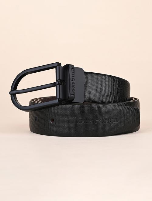 men pin buckle reversible leather belt - 21762049 -  Standard Image - 0