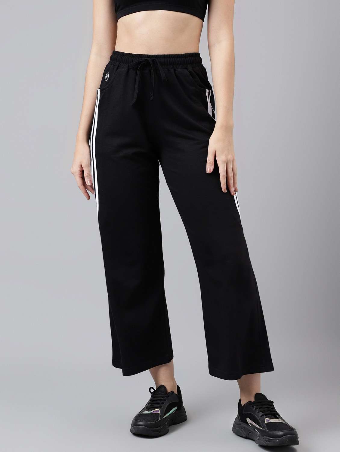 women tapered mid rise track pant