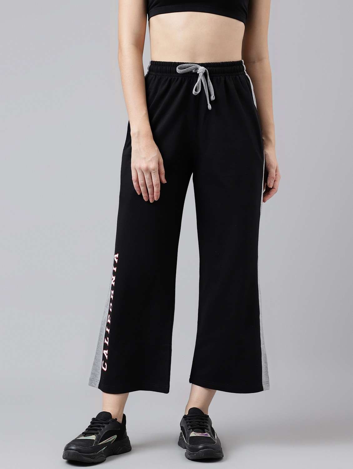 women tapered mid rise track pant