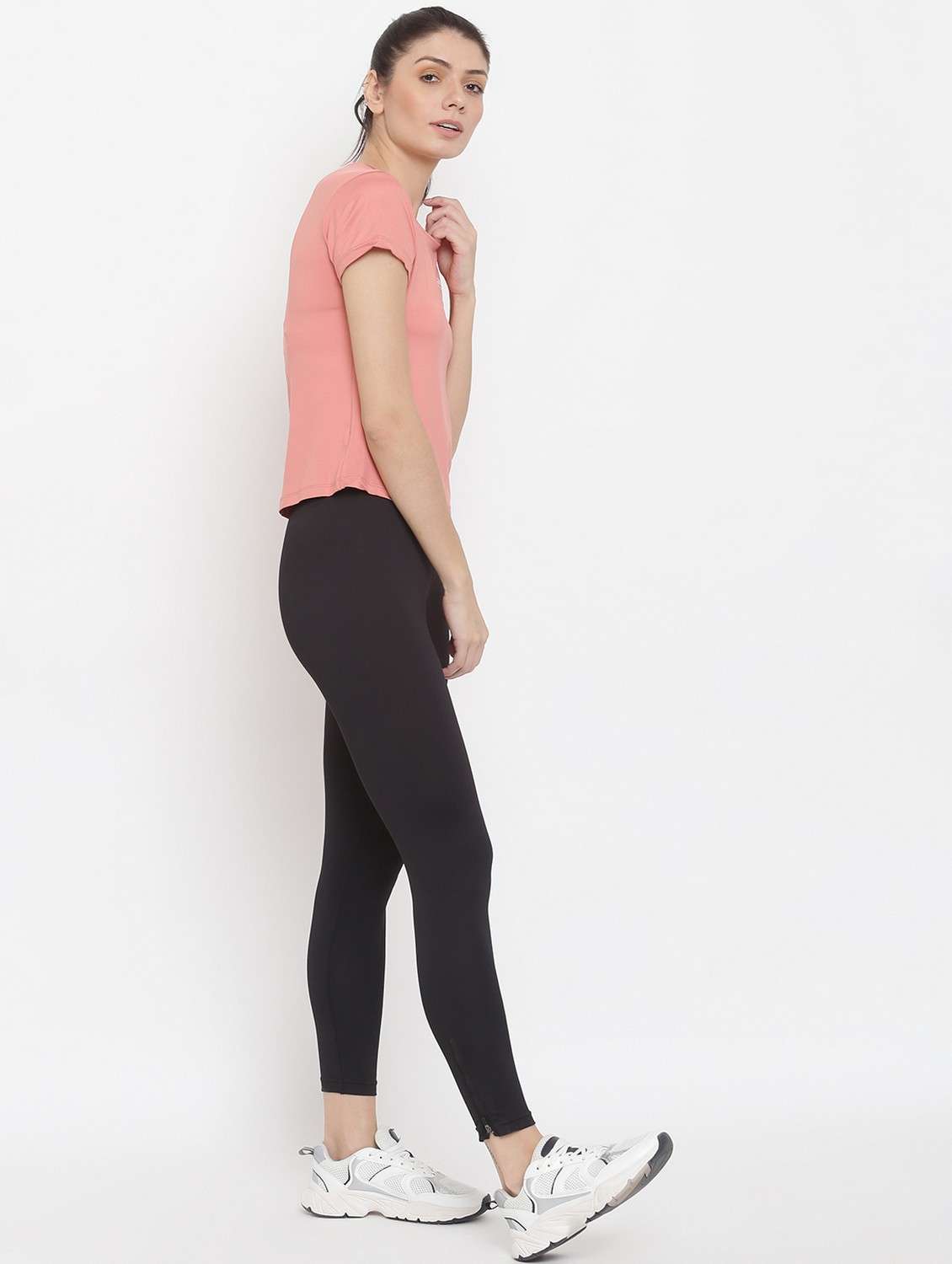 women solid round neck short sleeves t-shirt - 21762366 - Standard Image - 2