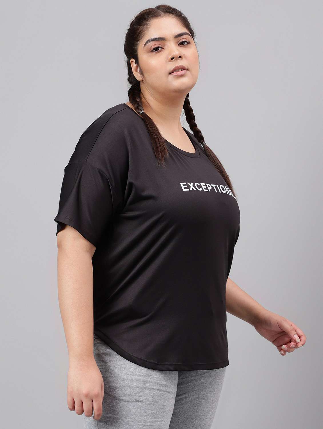 women black typographic round neck t-shirt - 21762488 -  Standard Image - 2