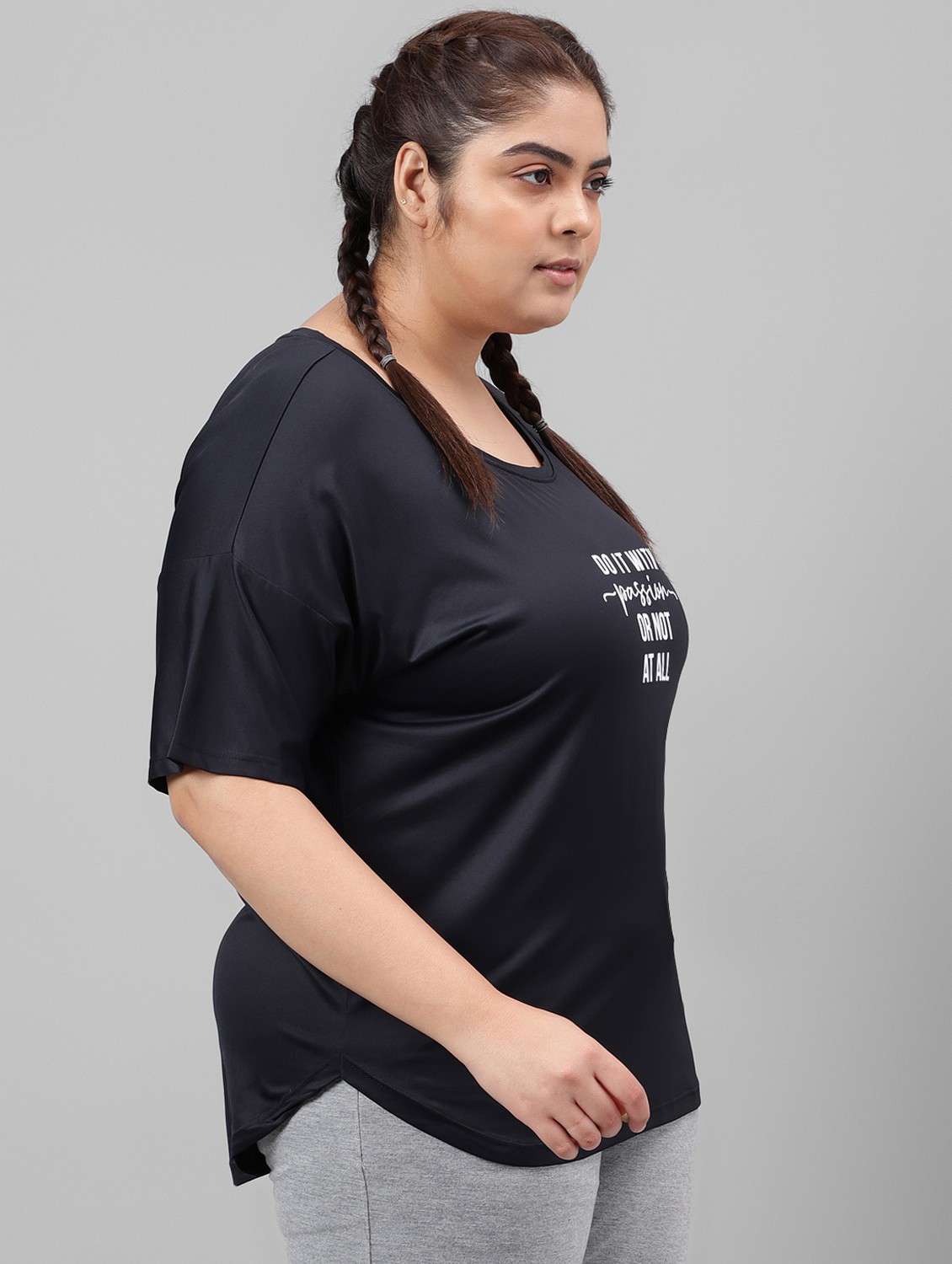 women black typographic round neck t-shirt - 21762498 -  Standard Image - 2