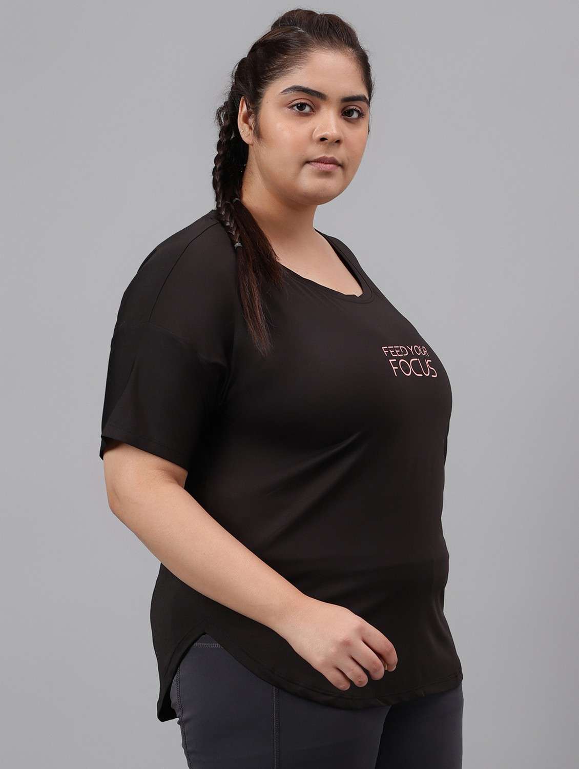 women black typographic round neck t-shirt - 21762552 -  Standard Image - 2