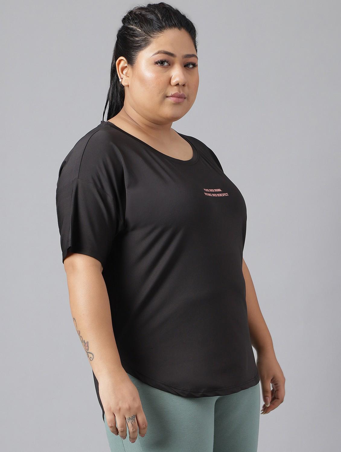 women black typographic round neck t-shirt - 21762561 -  Standard Image - 2