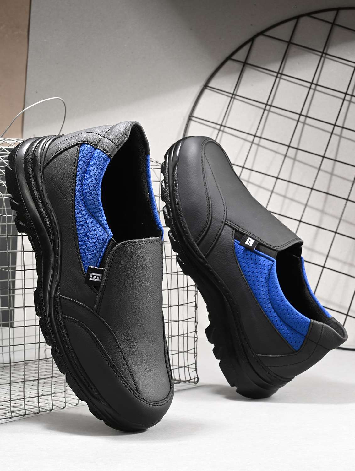 men black slip on casual shoes