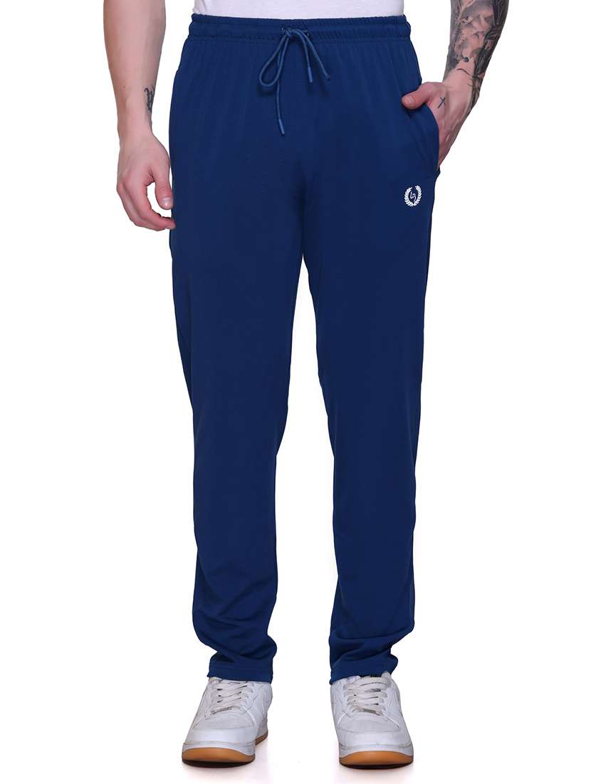 men solid mid rise regular track pant