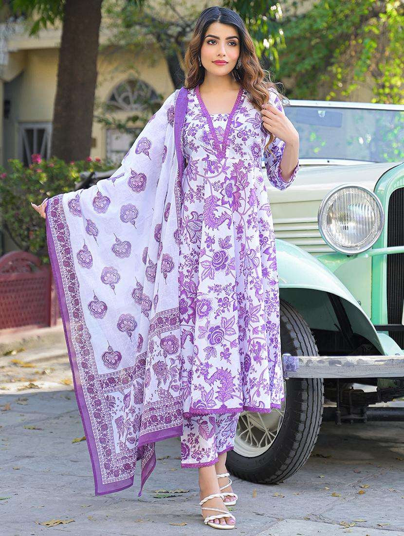 women three quarter sleeve kurta pant with dupatta set