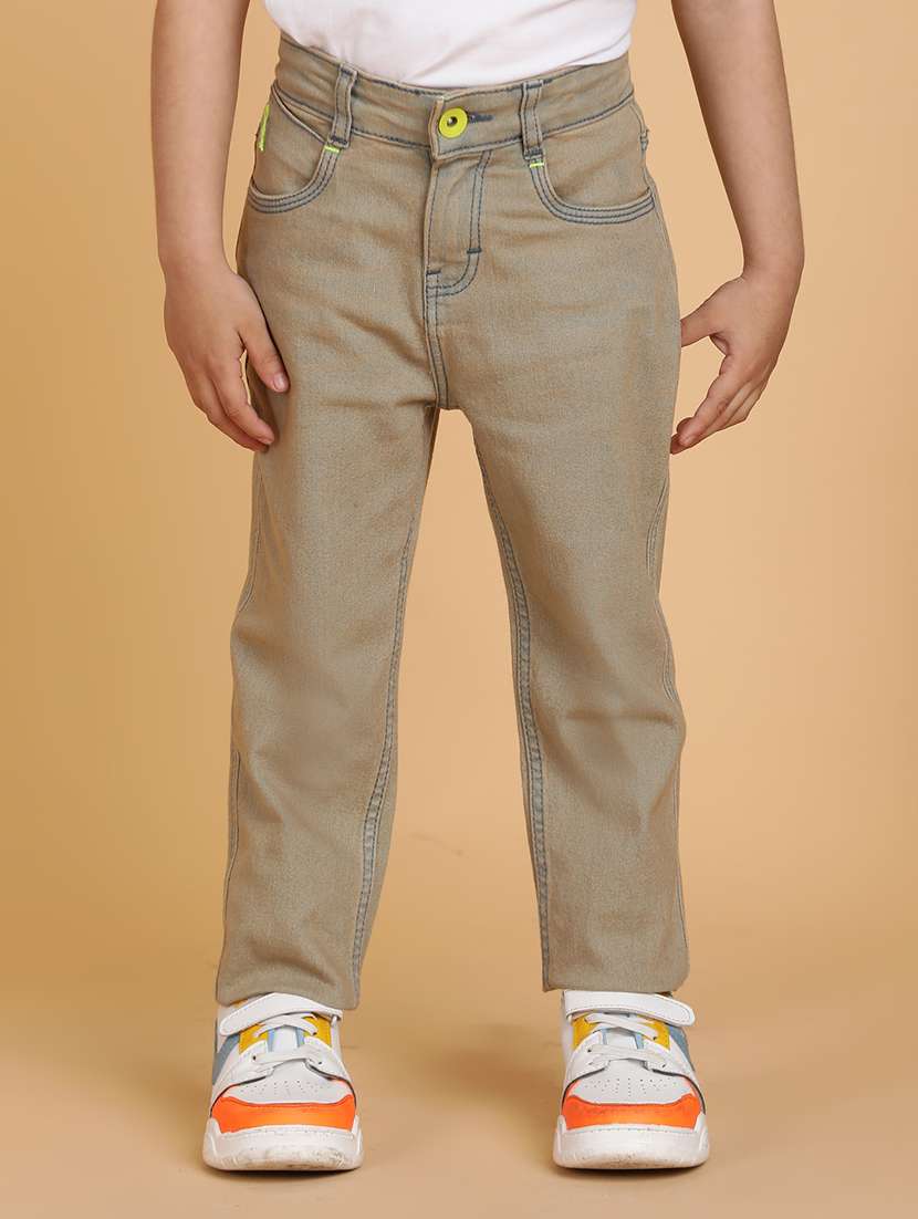 boys solid mid rise relaxed fit jeans