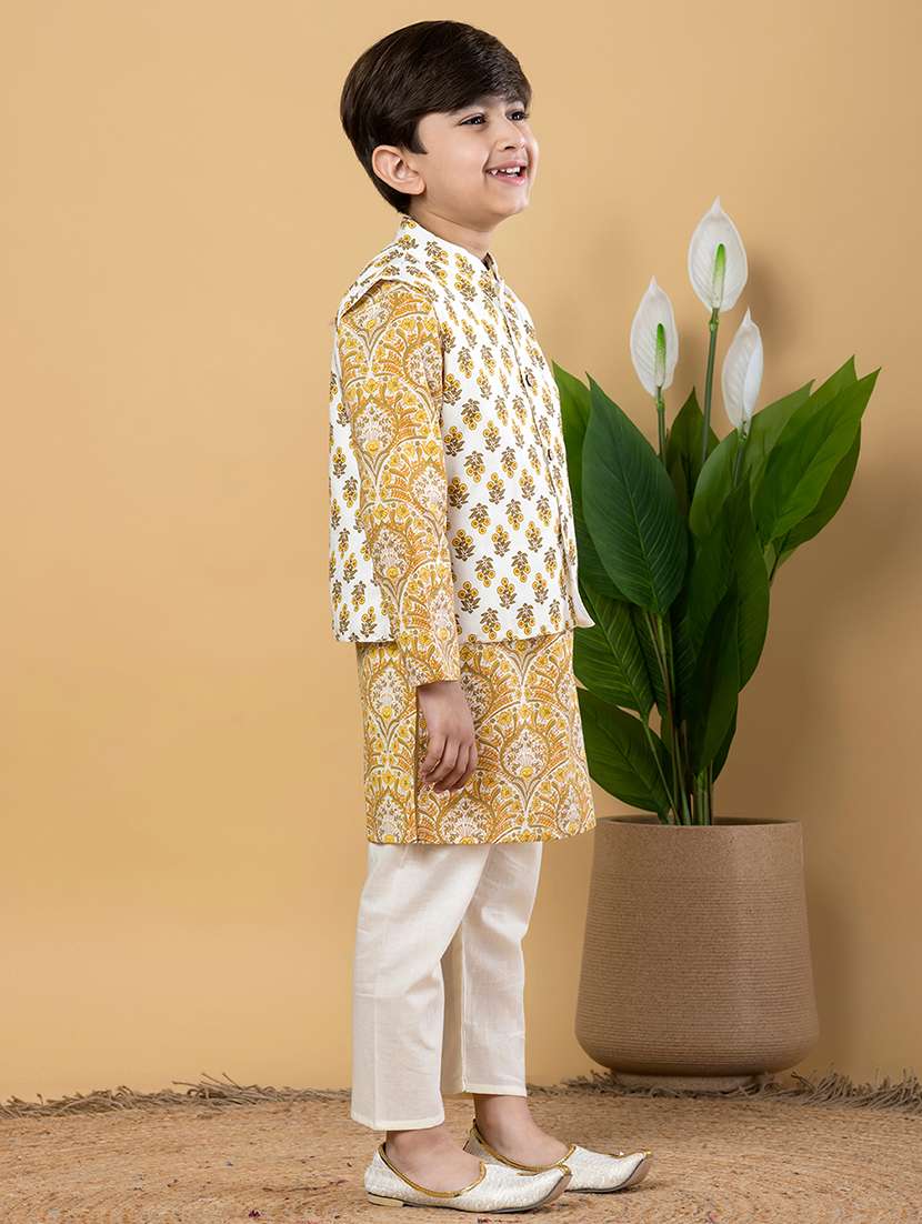 boys printed long sleeves kurta pyjama with jacket set - 21766929 - Standard Image - 2