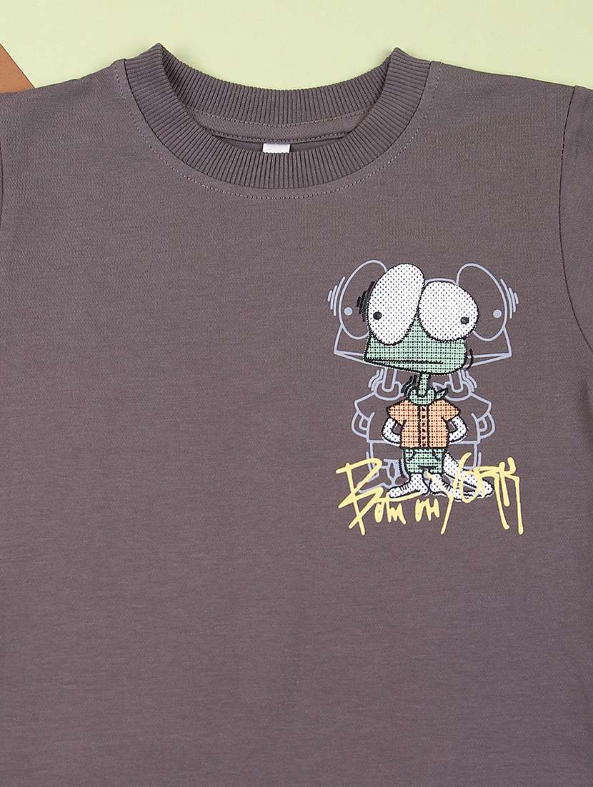 boys printed t-shirt & shorts casual wear set - 21767055 -  Standard Image - 2