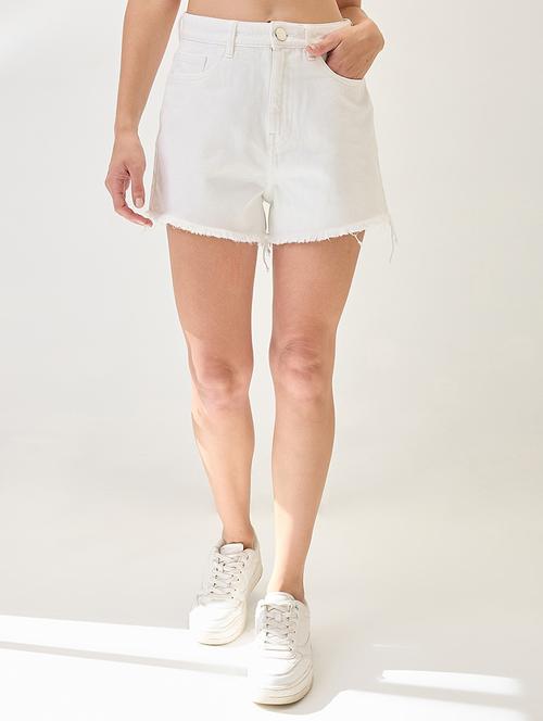 globus women white slim fit mid-rise frayed hem denim shorts - 21767521 - Standard Image - 0