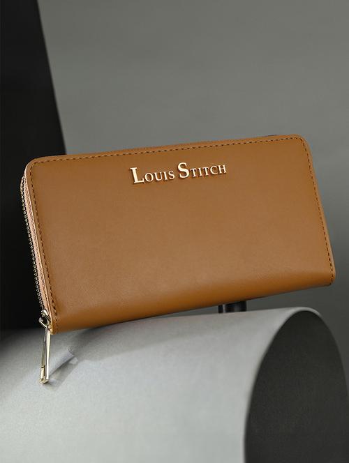 women tan regular clutch - 21768103 -  Standard Image - 0