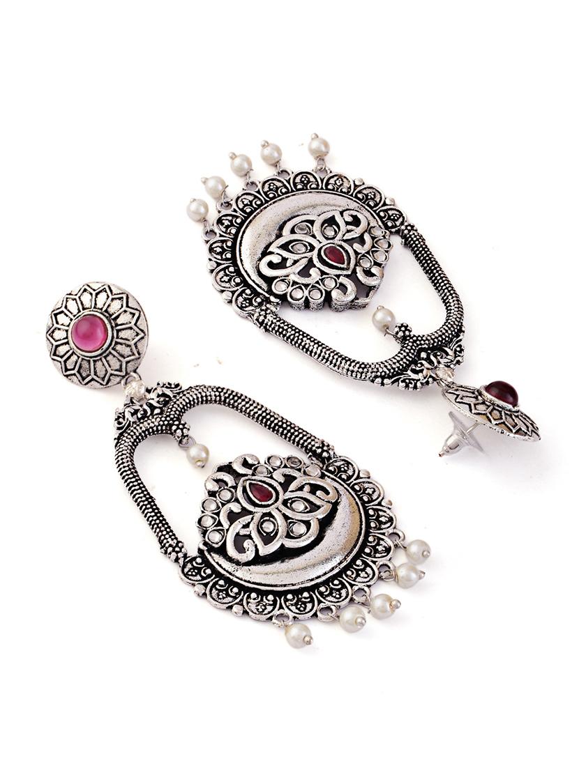 maroon alloy chandellier earring - 21775344 - Standard Image - 2