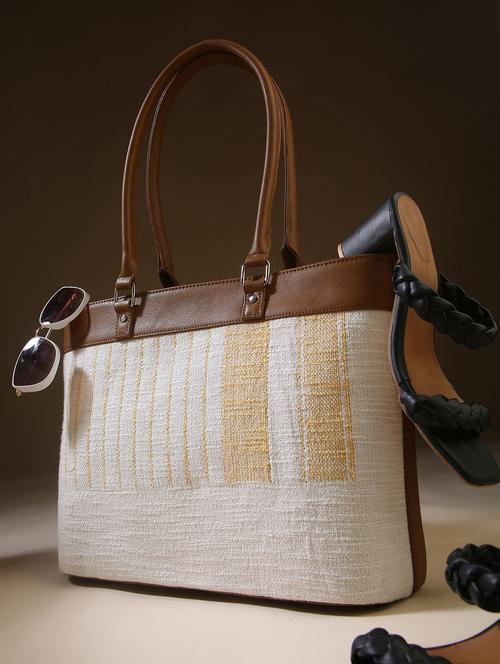 women zip closure casual handbag - 21785018 -  Standard Image - 0