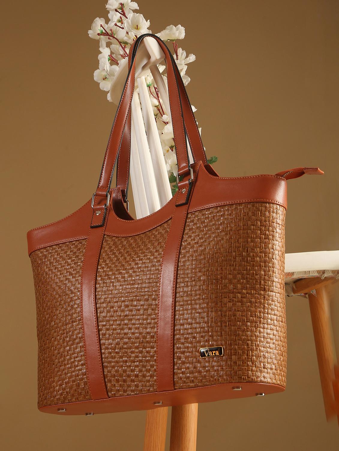women zip closure casual handbag - 21785020 - Zoom Image - 0