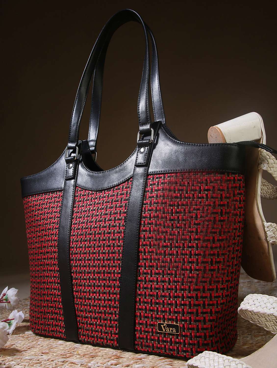 women zip closure casual handbag