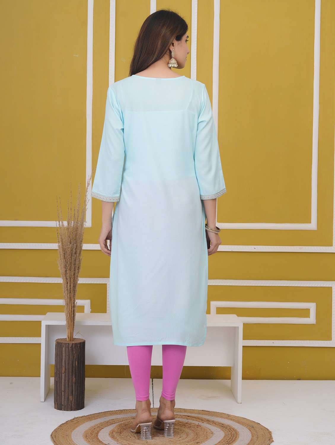 women embroidered three quarter sleeve straight kurta - 21785119 -  Standard Image - 2