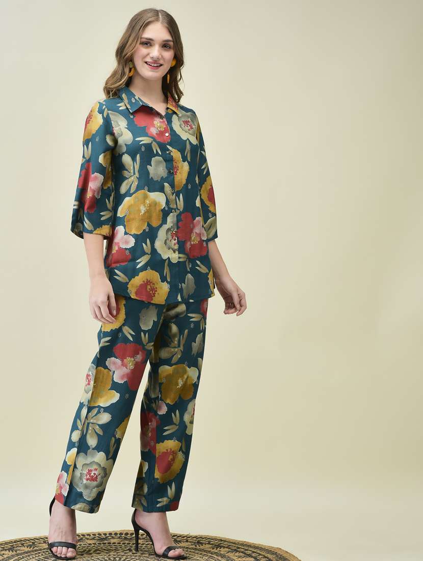 women three quarter sleeve ethnic co-ord set - 21785477 - Standard Image - 2