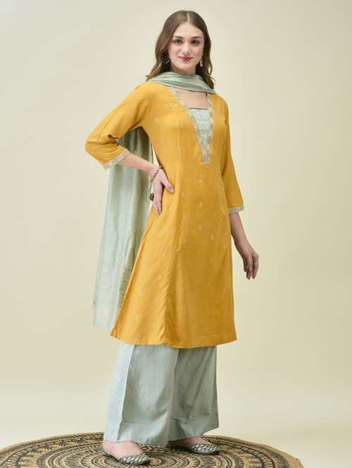 women three quarter sleeve kurta palazzo with dupatta set - 21785518 -  Standard Image - 0