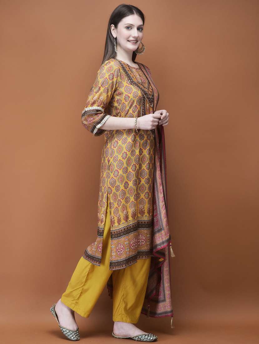 women three quarter sleeve kurta pant with dupatta set - 21785525 - Standard Image - 2
