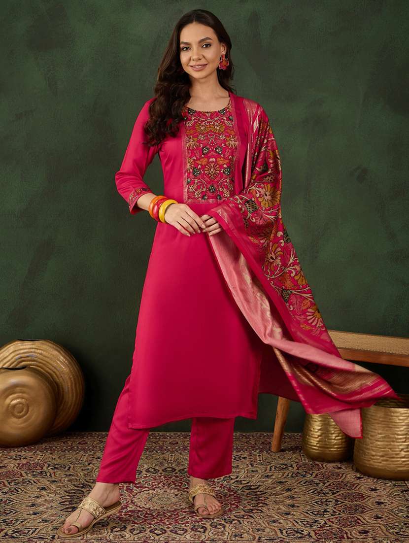 women three quarter sleeve kurta pant with dupatta set
