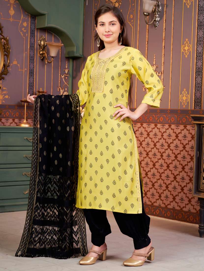 girls three quarter sleeve kurta salwar with dupatta set - 21786437 -  Standard Image - 2