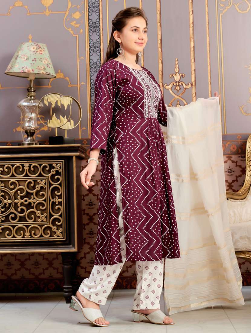 girls three quarter sleeve kurta pant with dupatta set - 21786443 - Standard Image - 2