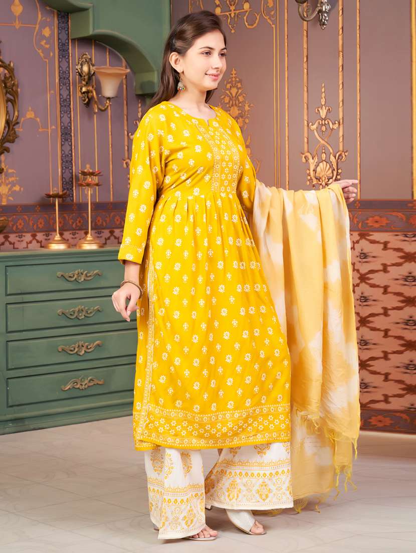 girls self designed kurta and palazzo with dupatta   - 21786517 -  Standard Image - 2