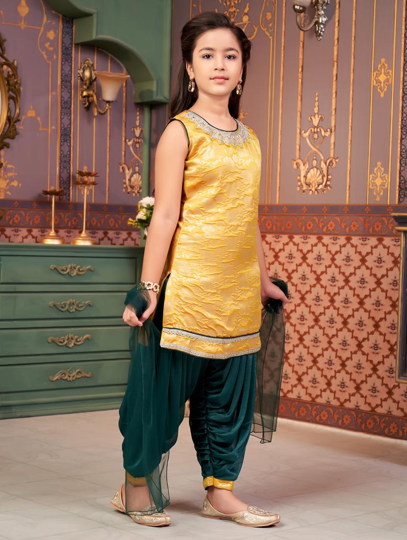 girls self designed kurta and salwar with dupatta - 21786534 - Standard Image - 2