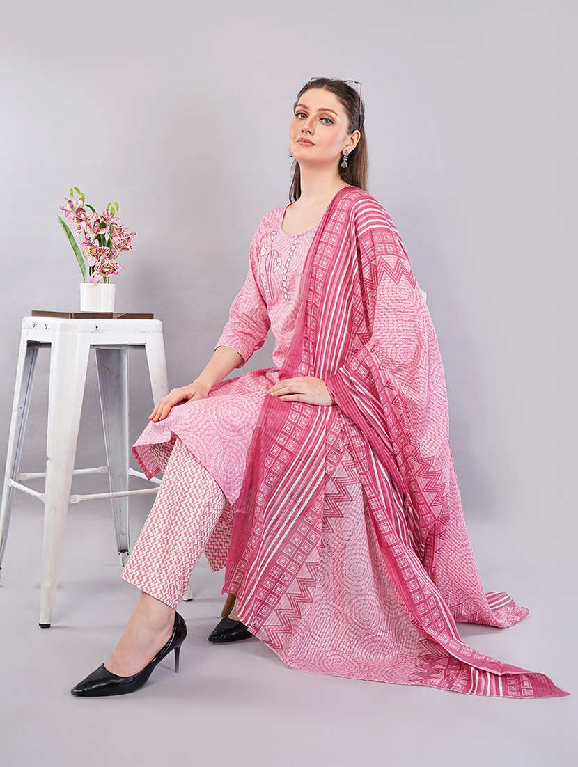 women three quarter sleeve kurta pant with dupatta set