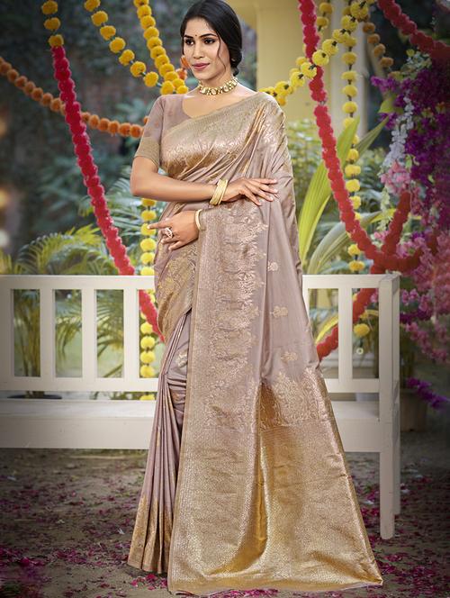 women self design banarasi festive wear saree with blouse - 21789632 - Standard Image - 0