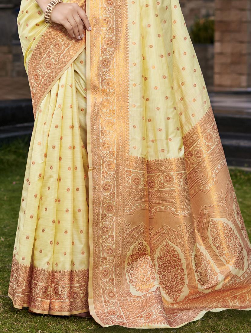 women self design banarasi festive wear saree with blouse - 21789636 - Standard Image - 2