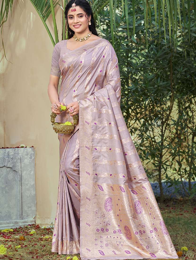 women self design banarasi saree with blouse