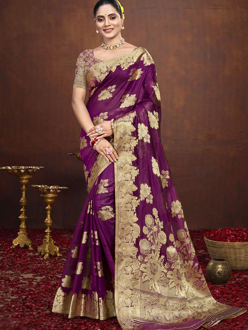 women self design banarasi saree with blouse