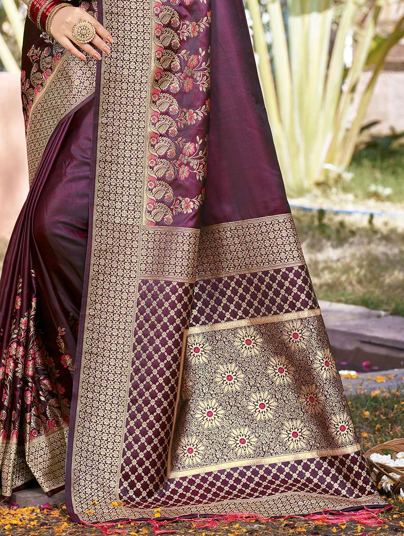 women self design banarasi saree with blouse - 21789751 -  Standard Image - 2
