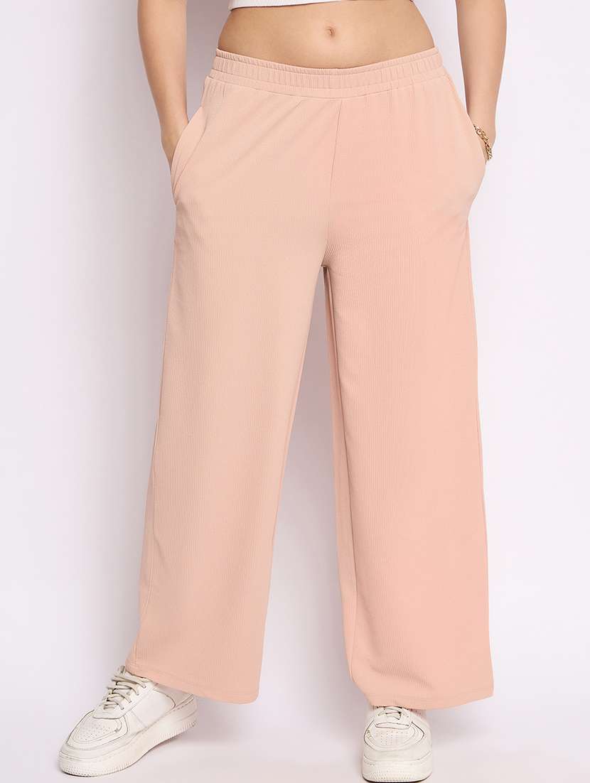 women solid mid rise track pant