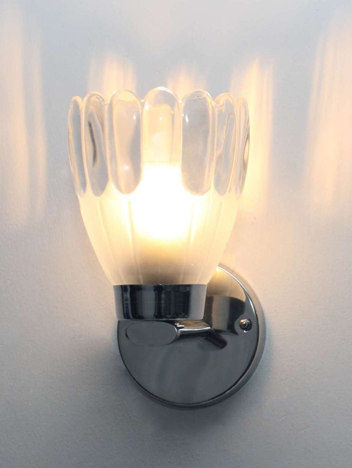 decorative chrome finish wall light for bedroom